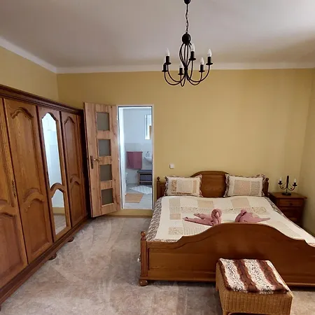 Apartamento Kost 2 *